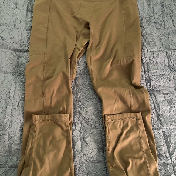 Fabletics Motion 365 beige leggings women’s small - Picture 3 of 4